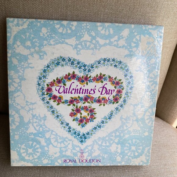 Royal Doulton Collectible Valentine’s Day 1979 Plate NIB - Picture 7 of 8